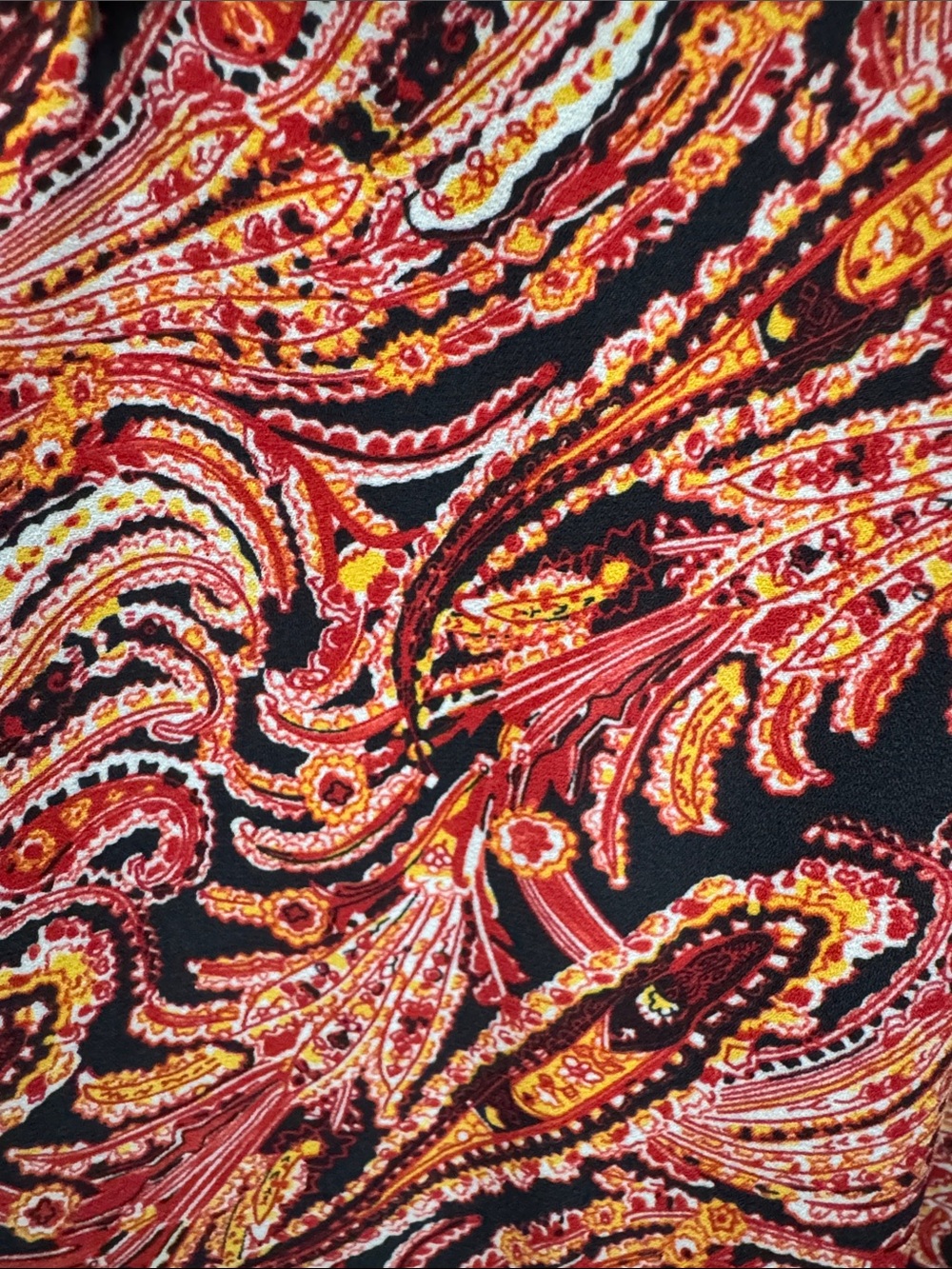 Sleeveless V-Neck Paisley Tank Top - Pink Multi with Black Hem - Picture 4 of 5